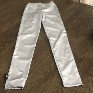 Silver metallic leggings for girls size 11-12 y MOI
